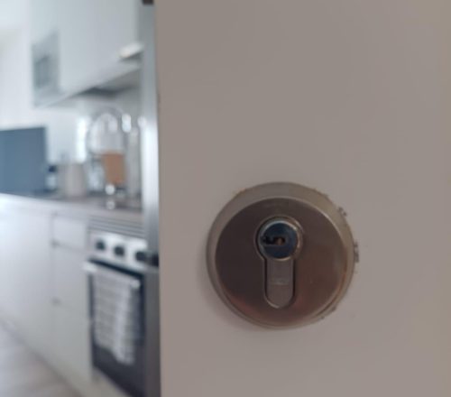 Cambio de bombín en San Sebastián de los Reyes